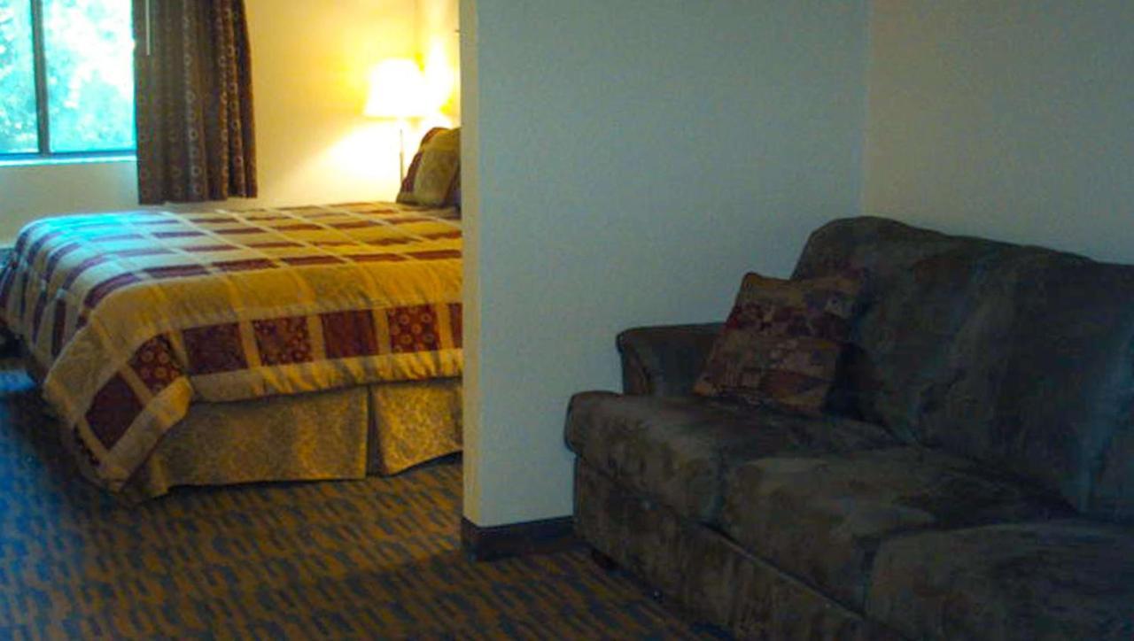 Western Motel Inn And Suites Hazelhurst Hazlehurst Екстериор снимка