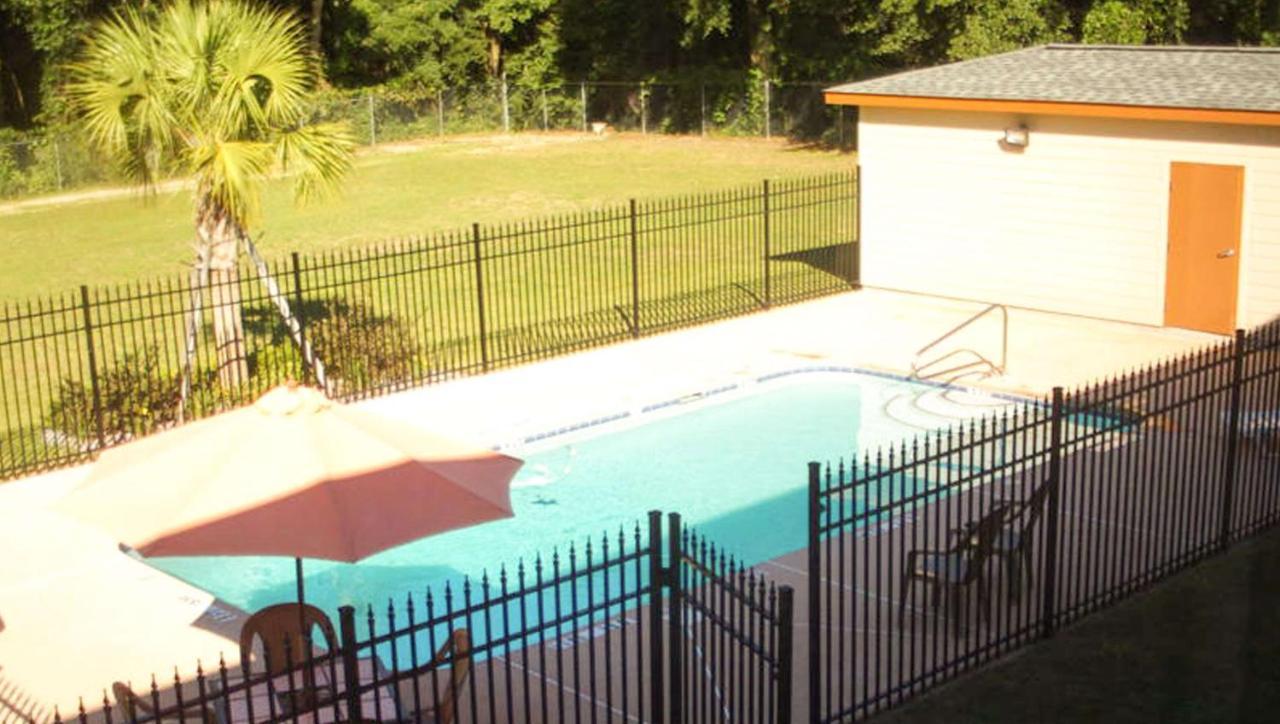 Western Motel Inn And Suites Hazelhurst Hazlehurst Екстериор снимка